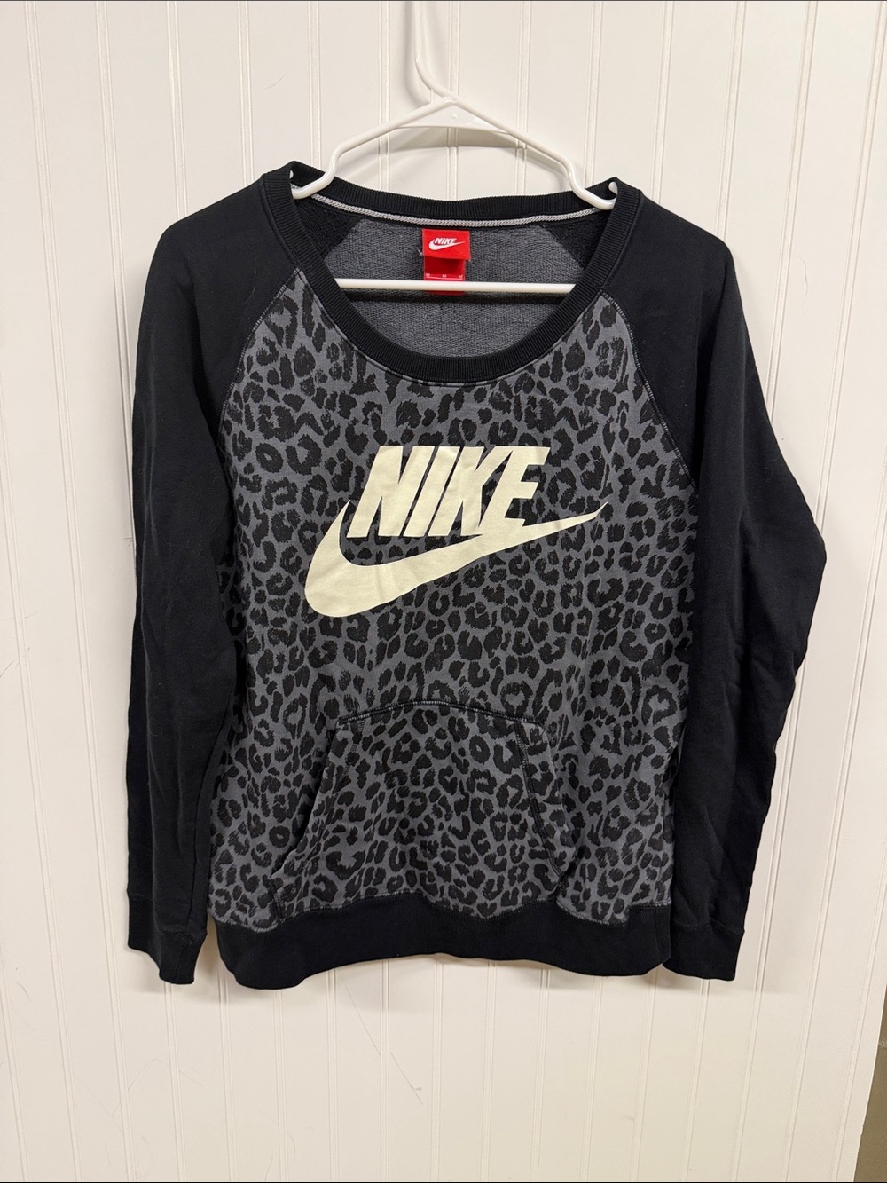 Nike Black & Gray Leopard Logo Crewneck Sweatshirt